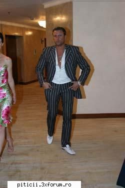 CAT ESTI DE STILAT? - 4. Mr. "Intotdeauna la moda" Este atat de fidel - Lifestyle